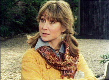 felicity_kendal_the_good_life_hair_in_pigtails_colourful_scarf