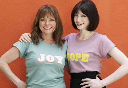 janet_ellis_and_sophie_ellis-bextor