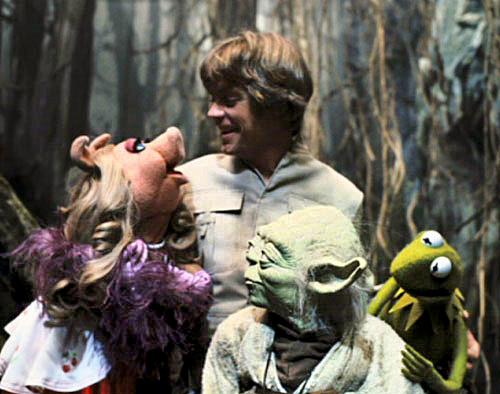 miss_piggy_and_mark_hamill_2