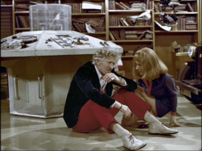 doctor_who_jon_pertwee_(in_red_trousers)_and_caroline_john_in_rehearsals_for_inferno