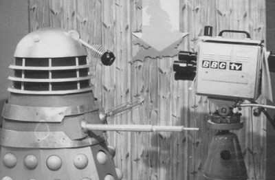 doctor_who_dalek_meets_BBC_TV_camera
