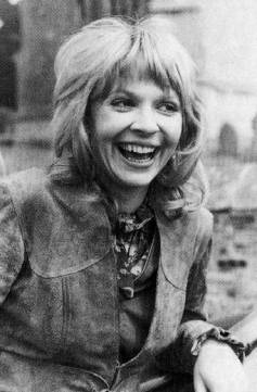 katy_manning_laughing