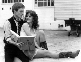 sarah_sutton_looking_cheekily_at_mark_strickson