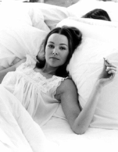 michelle_phillips_in_bed_by_cynthia_mcadams