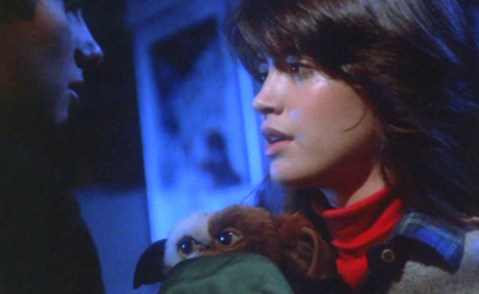 phoebe_cates_and_gizmo_in_gremlins