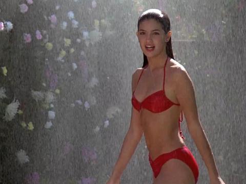 phoebe_cates_fast_times_at_ridgemont_high_2
