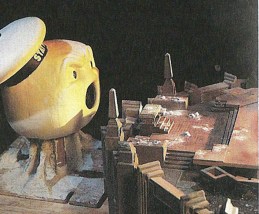 ghostbusters_behind_the_scenes_stay_puft_marshmallow_man_model_head