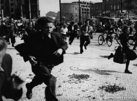 berlin_wall_east_germans_flee_to_the_british_sector_under_fire_from_police_june_17_1953