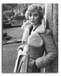jenny_hanley_in_furry_collared_coat