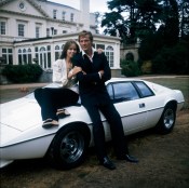 barbara_bach_and_roger_moore_the_spy_who_loved_me_posing_with_lotus_esprit