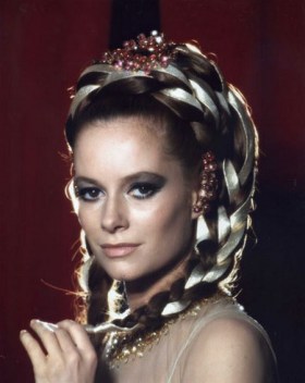 luciana_paluzzi_hair_in_fantastic_plaits