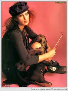 monica_bellucci_young_in_moda_magazine_february_1993