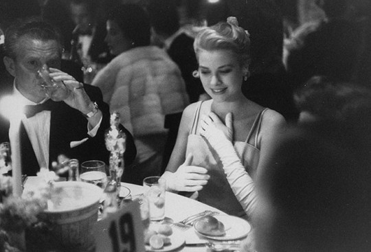 oscars_grace_kelly_1955